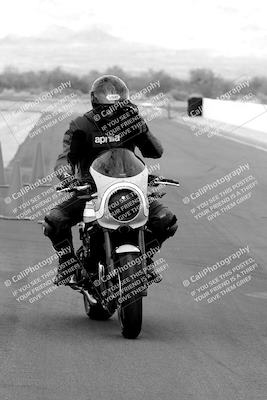 media/Mar-20-2023-Moto Forza (Mon) [[d0bbc59e78]]/Around the Pits/